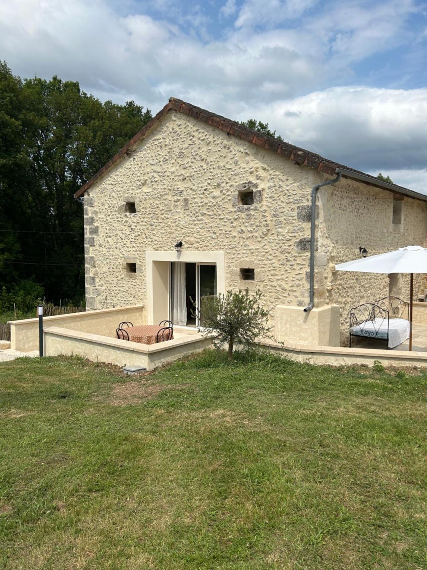 Villa L Etable A Bois à Trélissac Extérieur photo